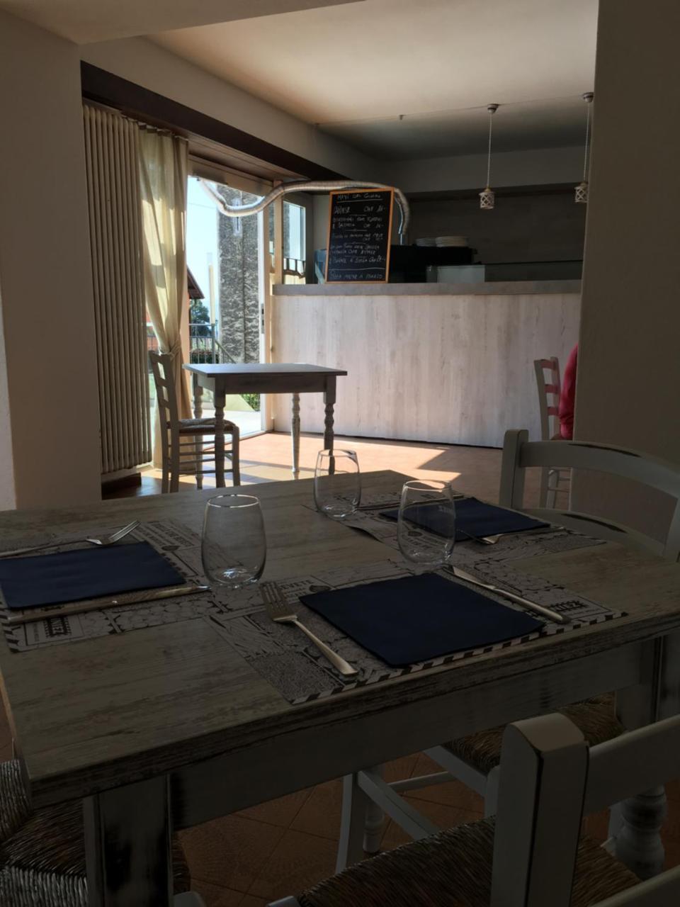 Novaggio Albergo Ristorante Belcantone מראה חיצוני תמונה
