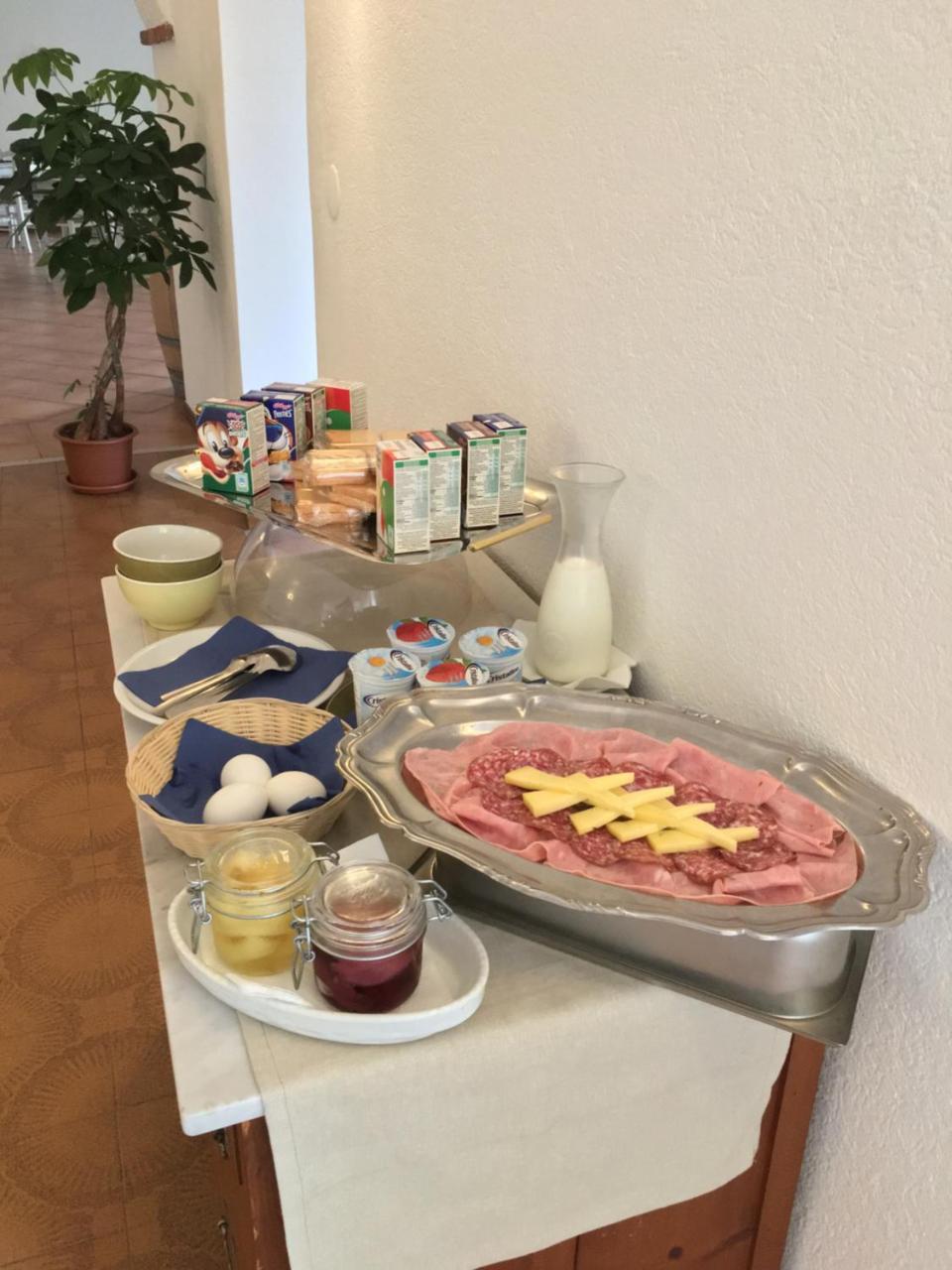 Novaggio Albergo Ristorante Belcantone מראה חיצוני תמונה