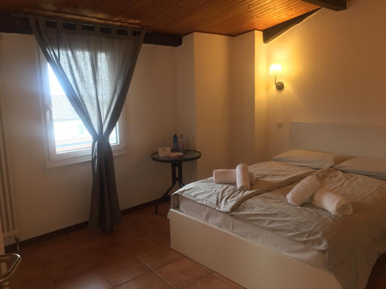 Novaggio Albergo Ristorante Belcantone מראה חיצוני תמונה
